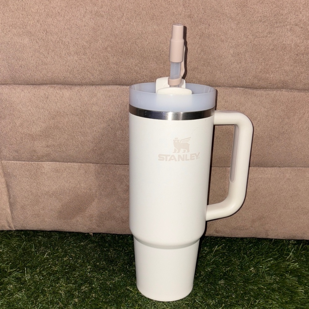 Stanley Cream Travel Mug with Handle